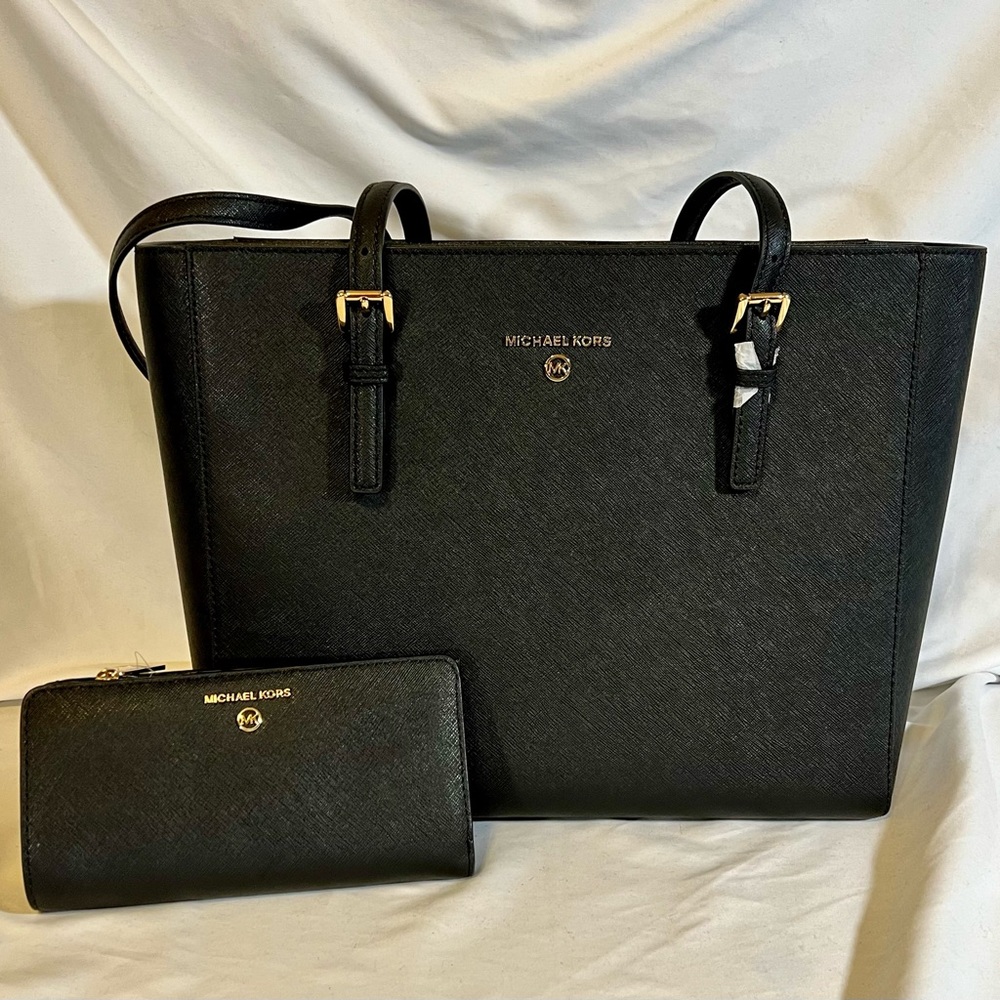 New Michael Kors Jet Set Travel Tote & Matching Wallet